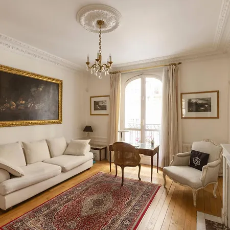 The Parisian Salon Appartement Parijs